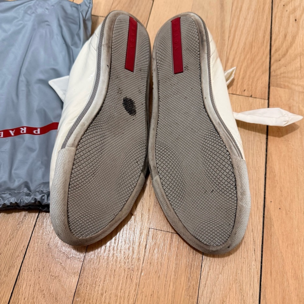Authentic Prada Patent Leather White Women’s Sneakers with Dust Bag Size 38.5 - Picture 8 of 9